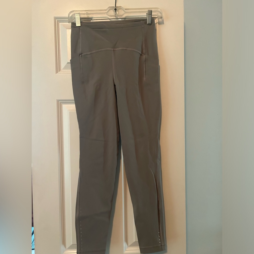 Lululemon Swift Speed 25” leggings, size 4